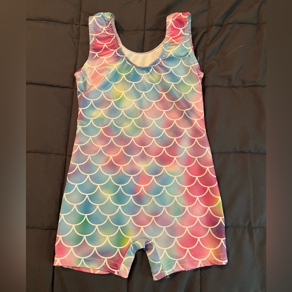 Girls dance leotard size 3-4Y